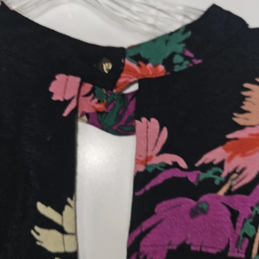 ANTHROPOLOGIE Maeve Black Bella Floral Choker Top Size L